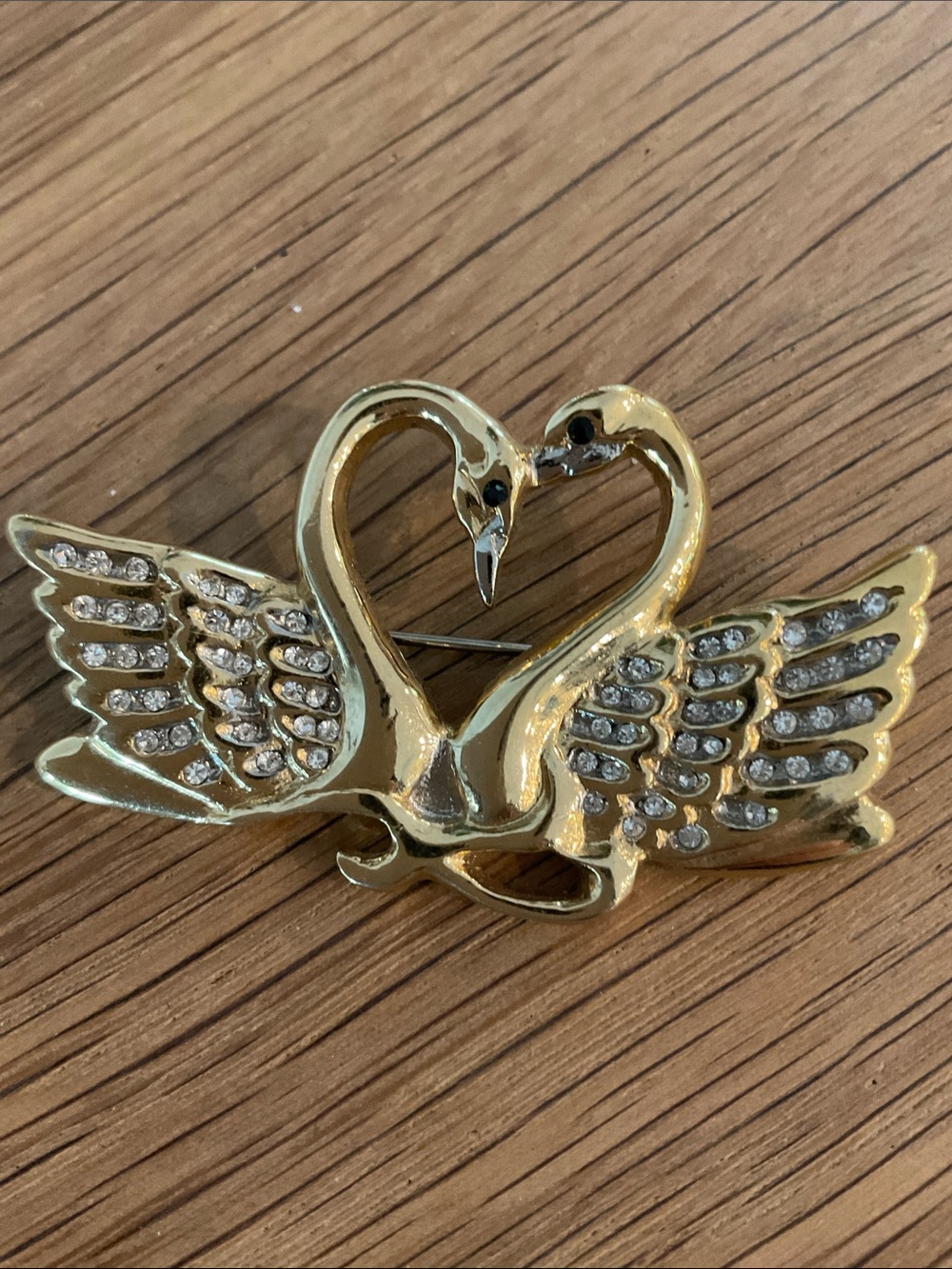 Butler Signed Vintage Gold Double 
Swan Heart Brooch With Clear Rhinestones